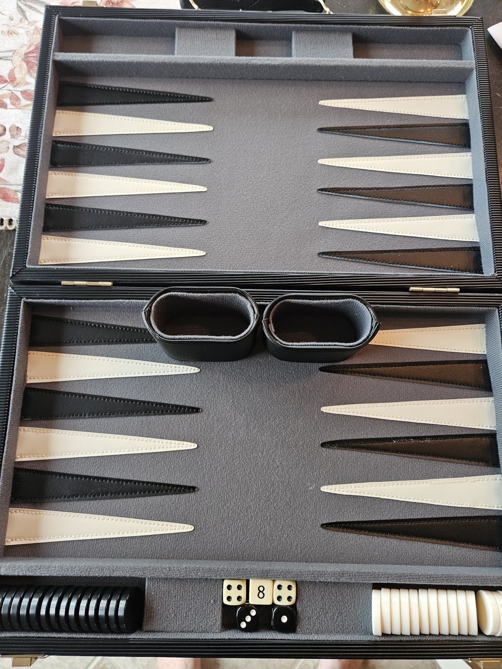 Large Deluxe Backgammon Set in Black Leather Travel Case
